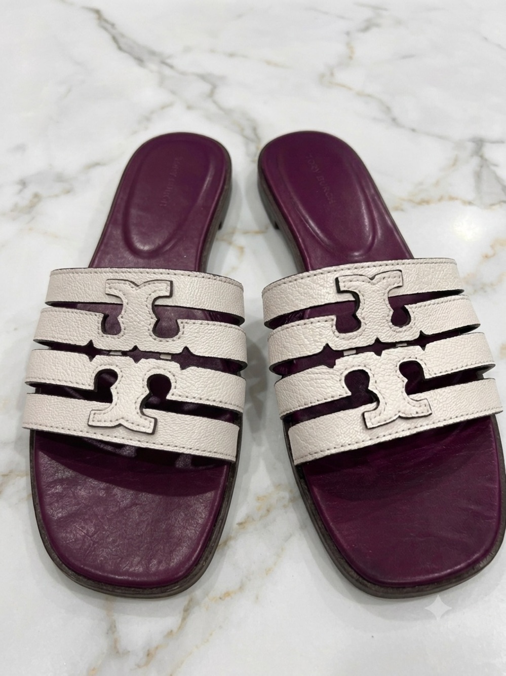 Tory Burch White Leather Logo Slide Sandals with Plum Footbed